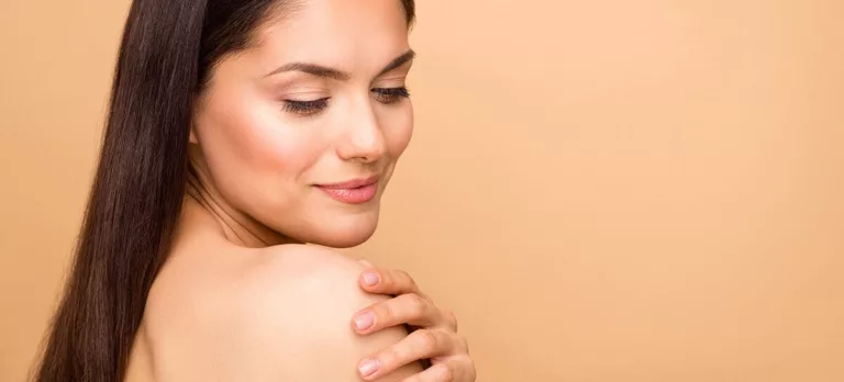 Topical Vitamin C Keeps Your Skin Young