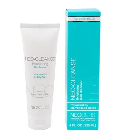 NeoCleanse Exfoliating Skin Cleanser Keeps Skin Looking Great