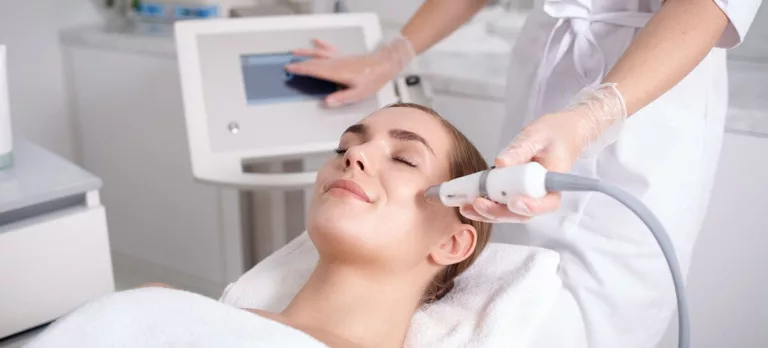 Clear and Brilliant® vs Microneedling